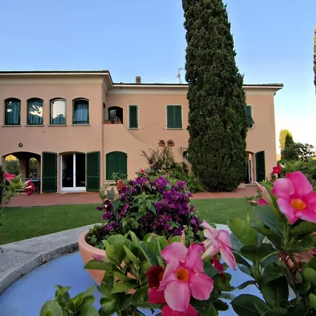 Residenza La Limonaia Aparthotel 2*