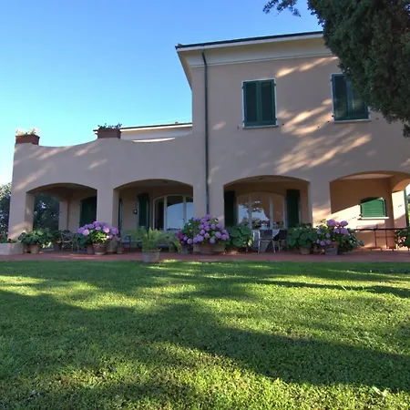 Residenza La Limonaia Aparthotel