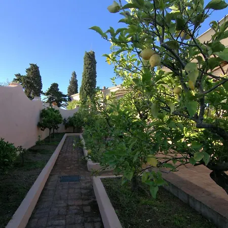 아파트호텔 Residenza La Limonaia 2*