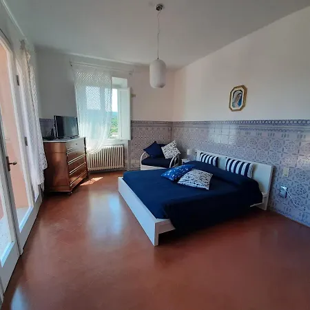 Residenza La Limonaia 아파트호텔 포르토페라이오