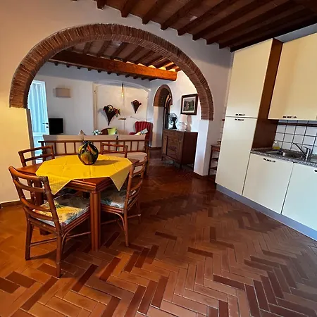 Residenza La Limonaia 아파트호텔
