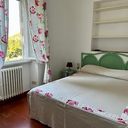 Residenza La Limonaia 아파트호텔 2*