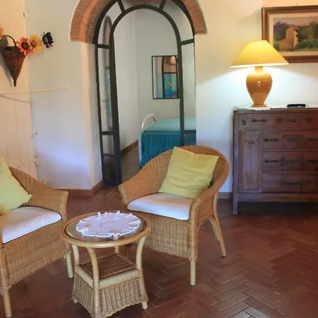 Residenza La Limonaia 아파트호텔 포르토페라이오