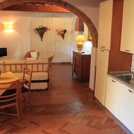 Residenza La Limonaia מלון דירות פורטופראיו